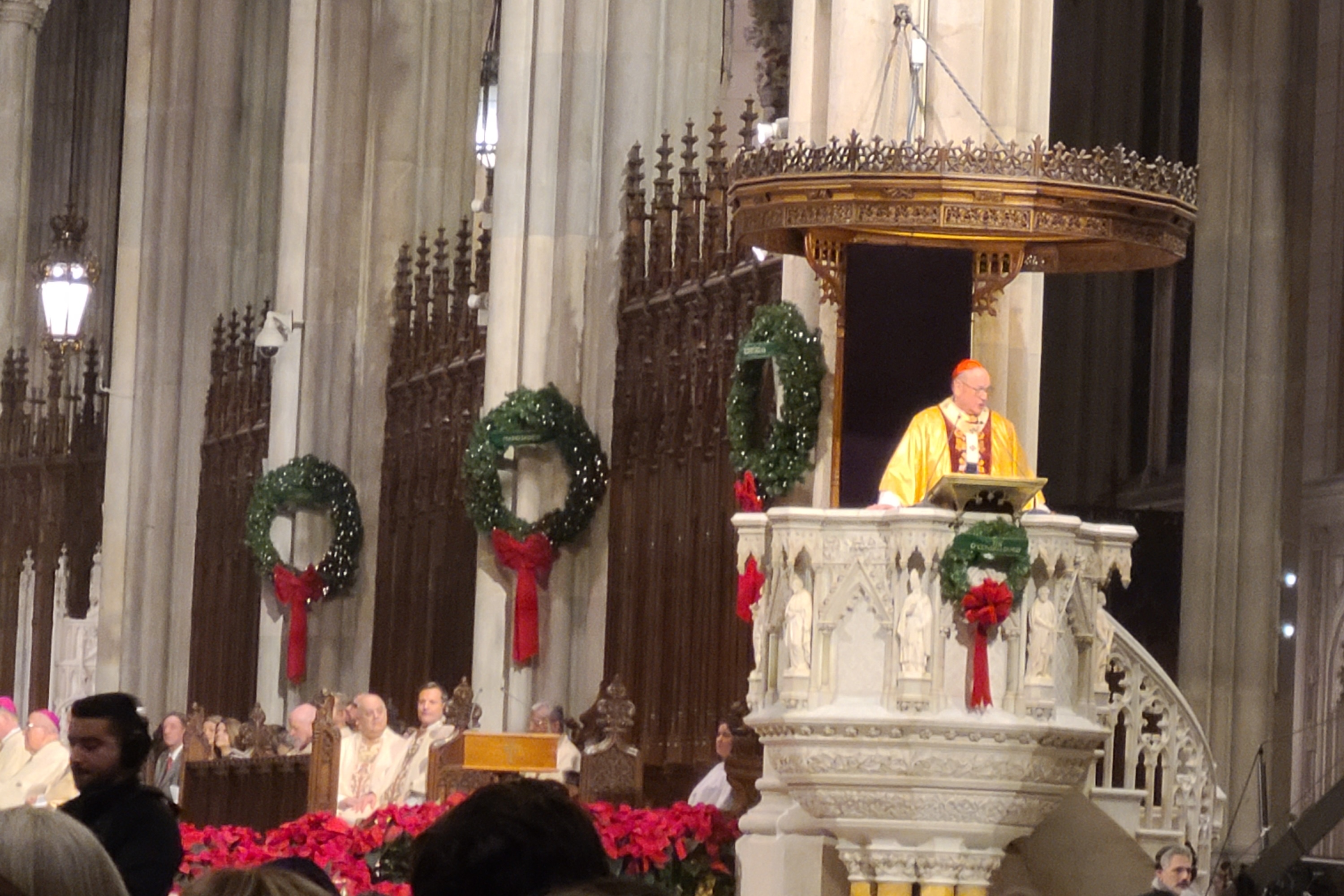 Holiday Cathedral Tour